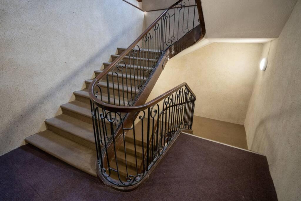 La Veilleuse - Appartement Au Coeur Du Centre Ville Limoges Ngoại thất bức ảnh