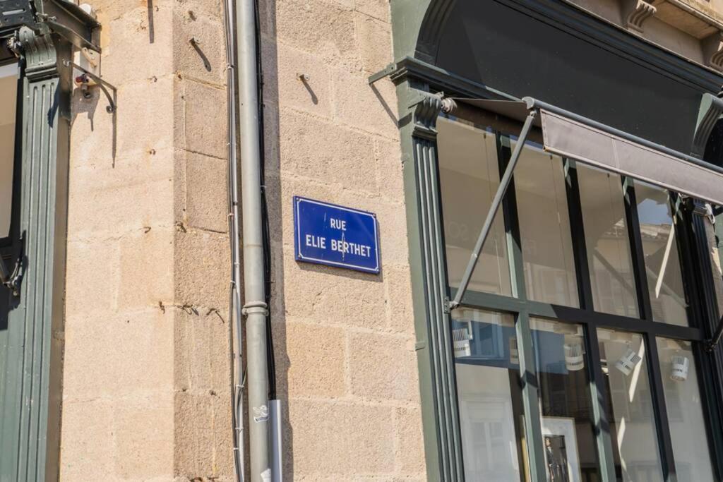 La Veilleuse - Appartement Au Coeur Du Centre Ville Limoges Ngoại thất bức ảnh