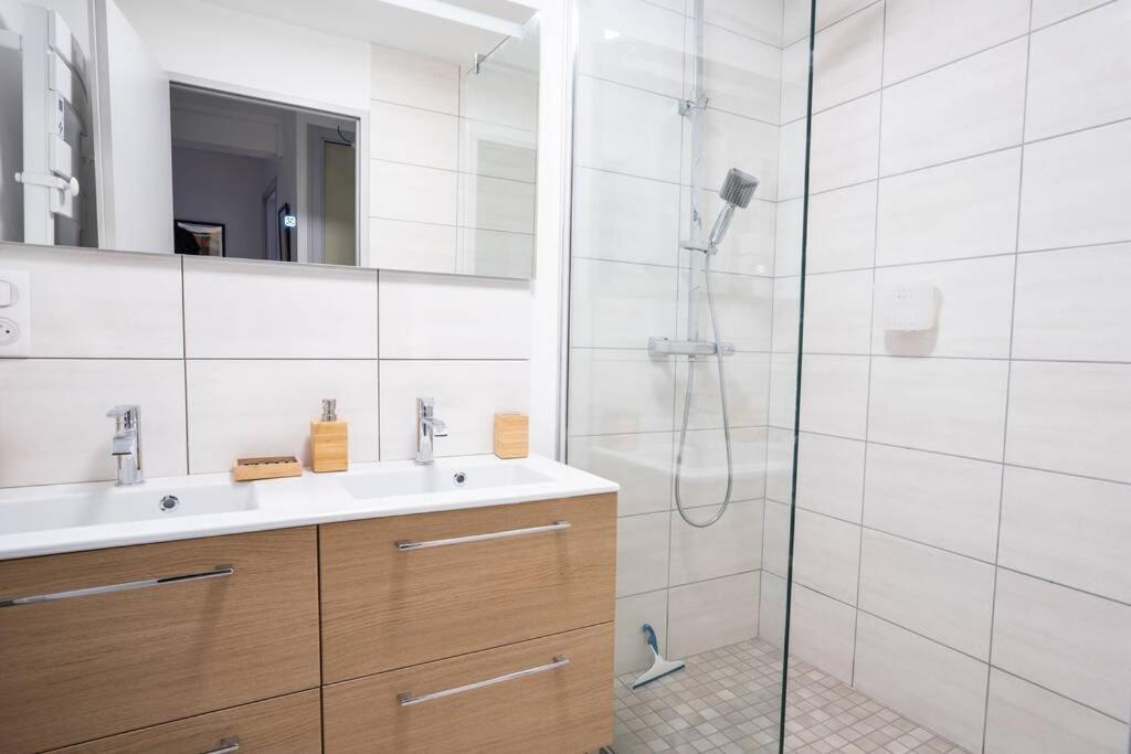 La Veilleuse - Appartement Au Coeur Du Centre Ville Limoges Ngoại thất bức ảnh