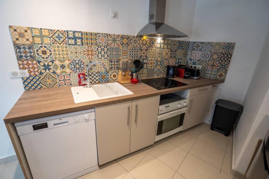 La Veilleuse - Appartement Au Coeur Du Centre Ville Limoges Ngoại thất bức ảnh