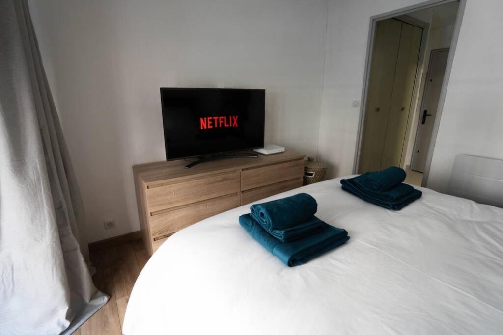 La Veilleuse - Appartement Au Coeur Du Centre Ville Limoges Ngoại thất bức ảnh